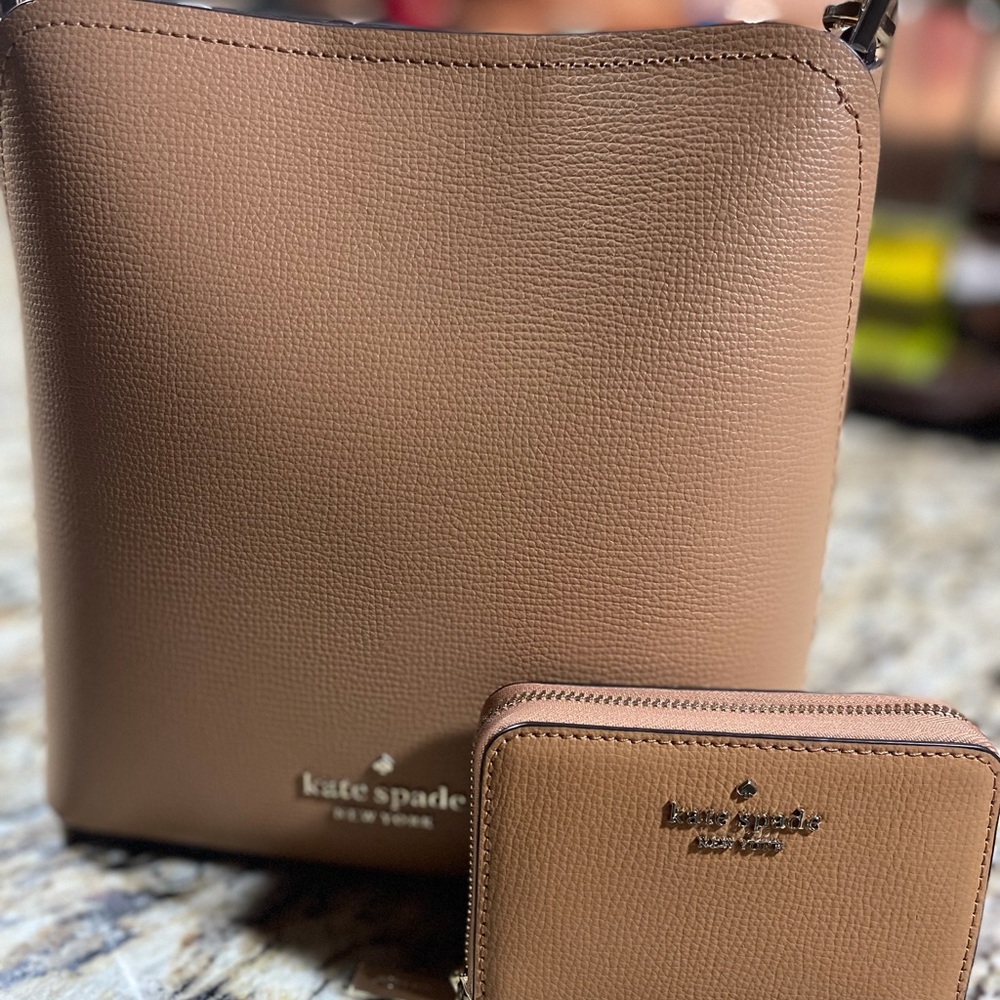 Kate Spade Darcy Small Bucket Bag W/ Wallet